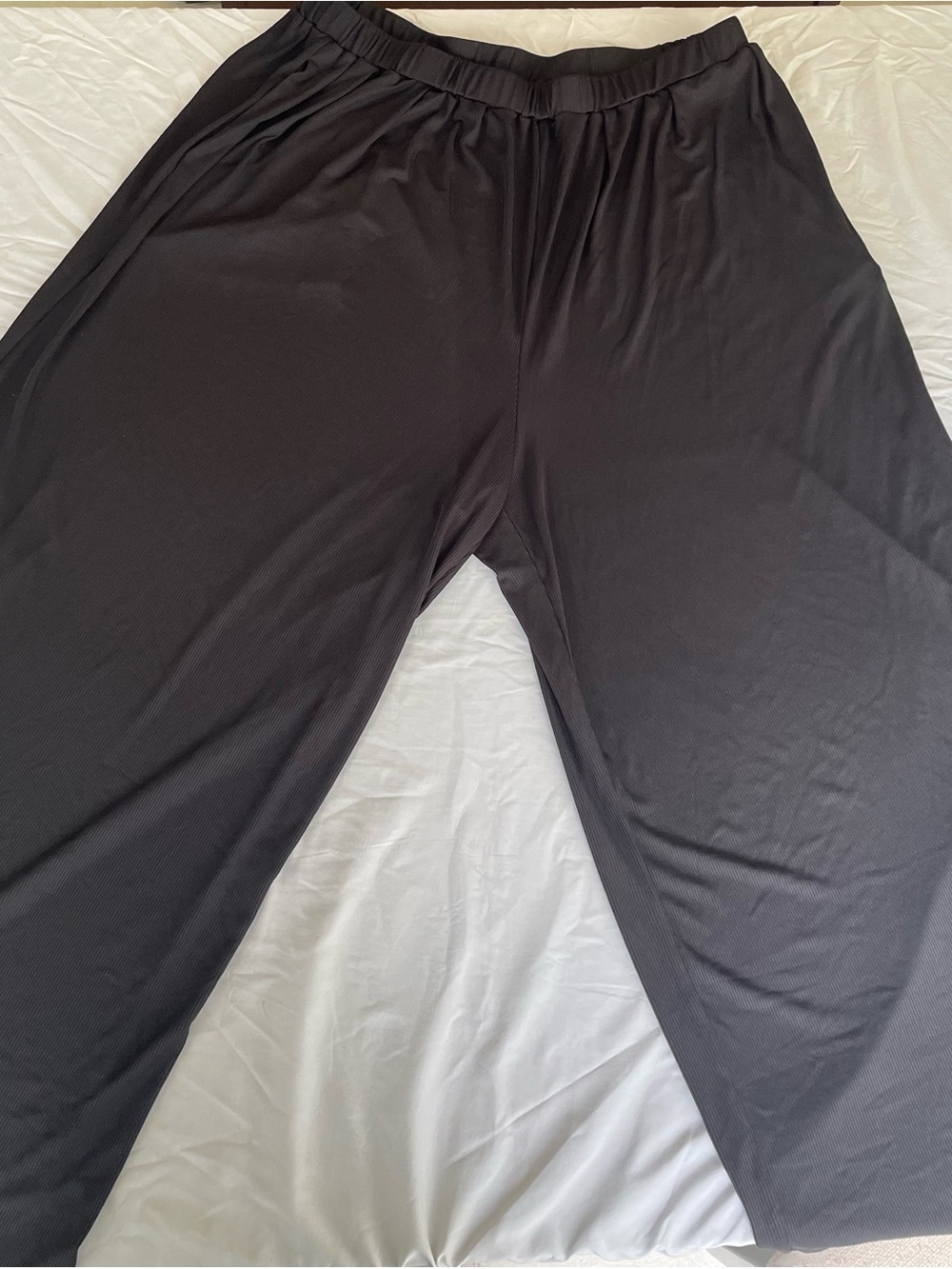 Cider Black Ribbed Wide-Leg Pull-On Pants